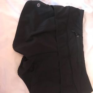 Black lulu shorts
